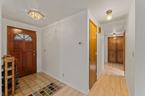 Tiny photo for 2900 Lois Lane, Grants Pass, OR 97527 (MLS # 220220203)