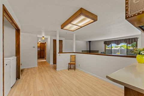 Tiny photo for 2900 Lois Lane, Grants Pass, OR 97527 (MLS # 220220203)