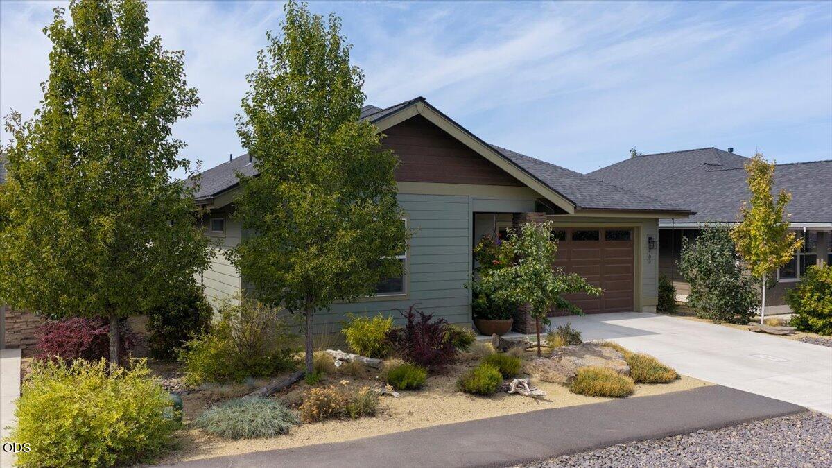 2703 NW 25th Street