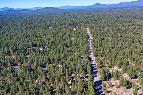 Tiny photo for 15863 Dawn Road, La Pine, OR 97739 (MLS # 220209630)