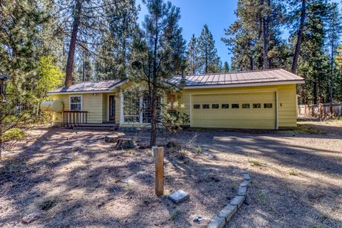 Tiny photo for 15863 Dawn Road, La Pine, OR 97739 (MLS # 220209630)