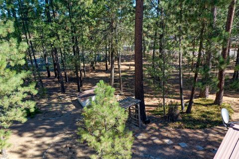 Tiny photo for 15863 Dawn Road, La Pine, OR 97739 (MLS # 220209630)