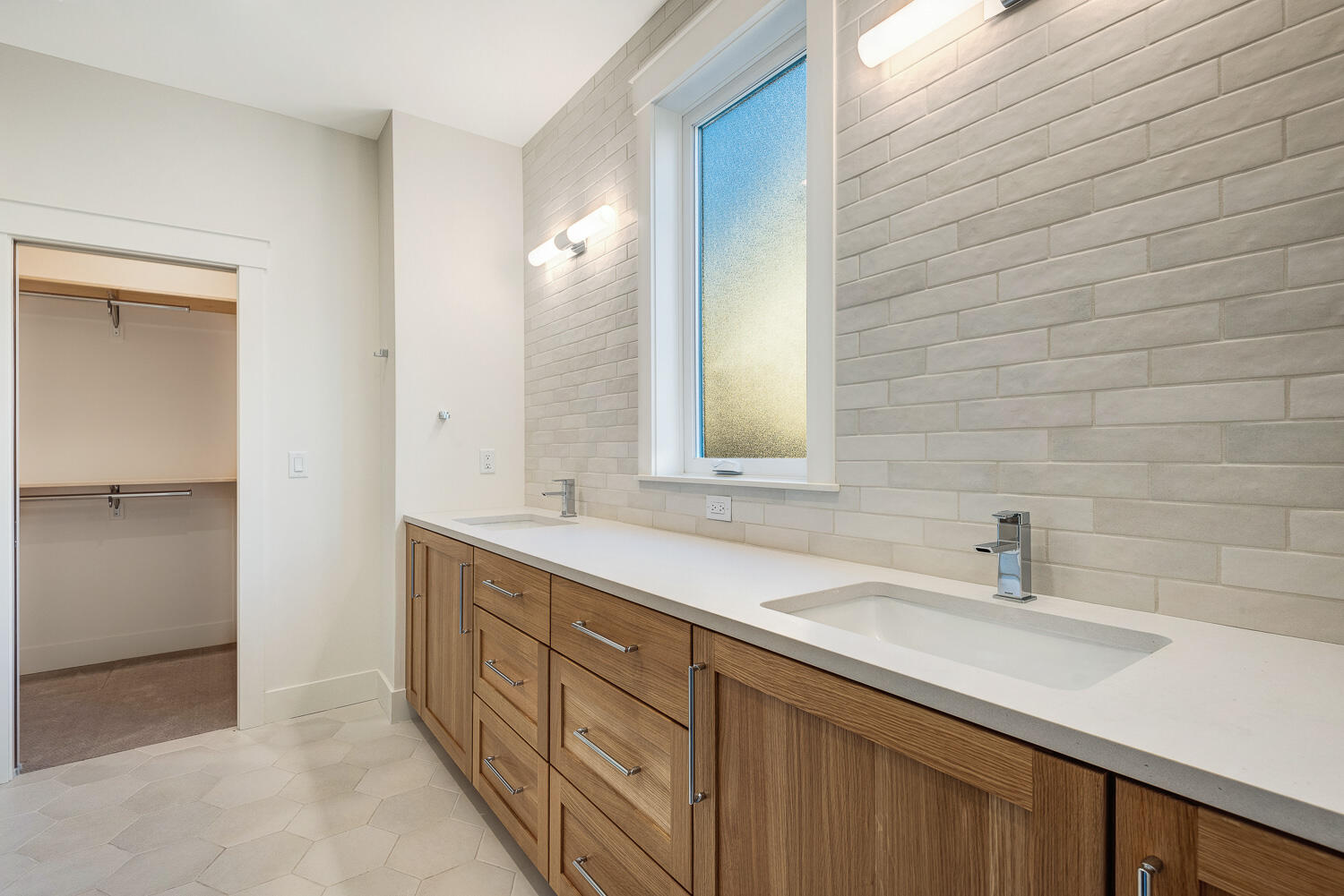 Discovery West Phase 3 - Residential