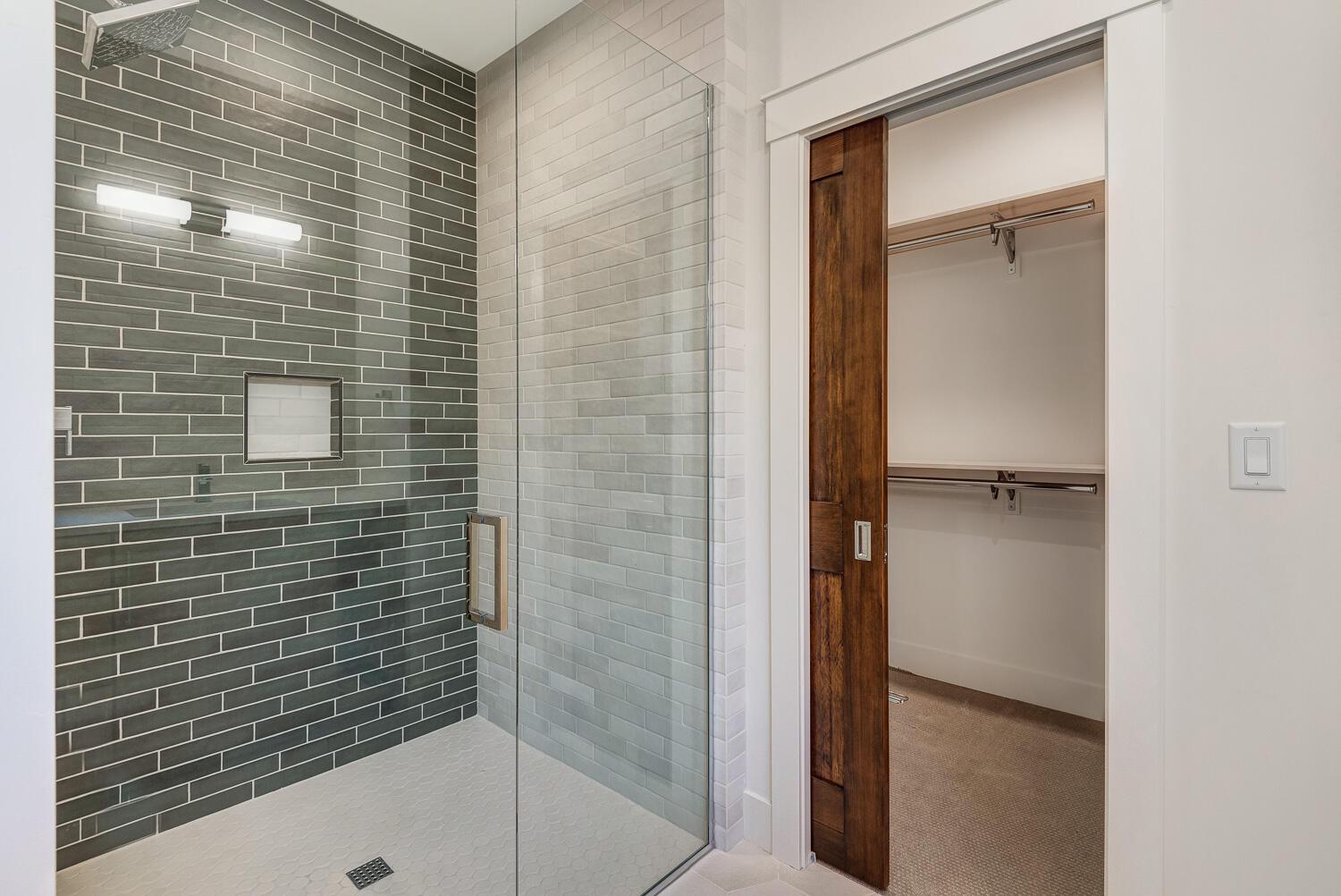 Discovery West Phase 3 - Residential