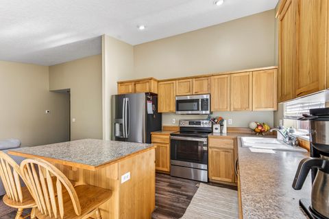 Tiny photo for 16485 Cassidy Drive, La Pine, OR 97739 (MLS # 220210769)