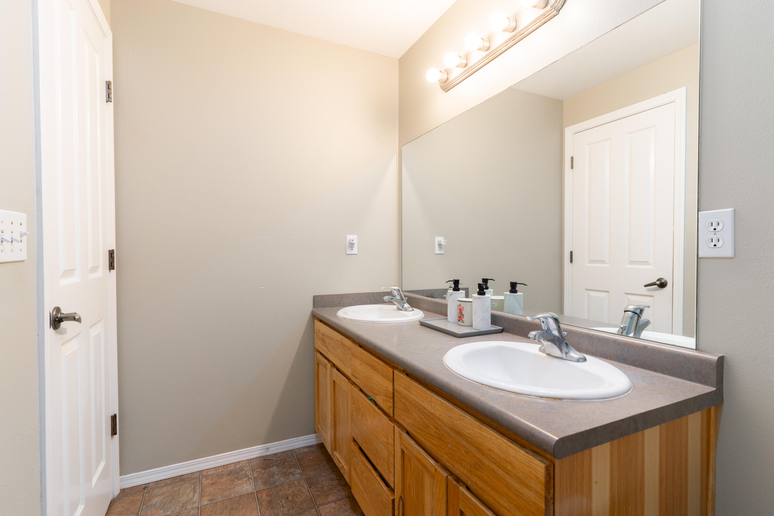 Huntington Meadows - Residential