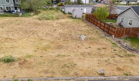 Tiny photo for SW 2nd Street #22, Madras, OR 97741 (MLS # 220211235)