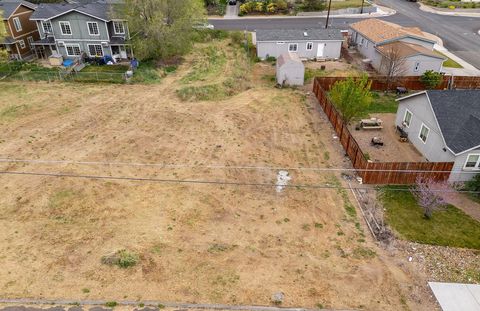 Tiny photo for SW 2nd Street #22, Madras, OR 97741 (MLS # 220211235)