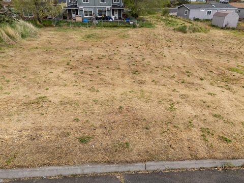 Tiny photo for SW 2nd Street #22, Madras, OR 97741 (MLS # 220211235)