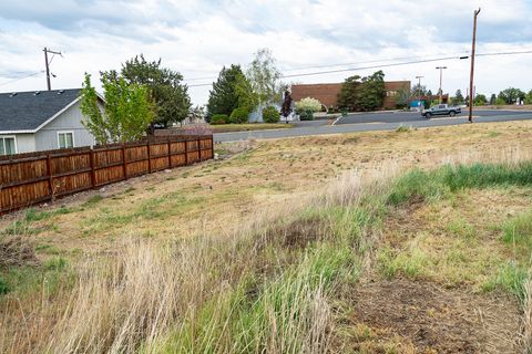 Tiny photo for SW 2nd Street #22, Madras, OR 97741 (MLS # 220211235)