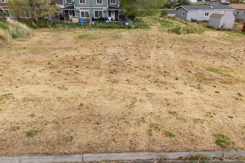 Tiny photo for SW 2nd Street #22, Madras, OR 97741 (MLS # 220211235)