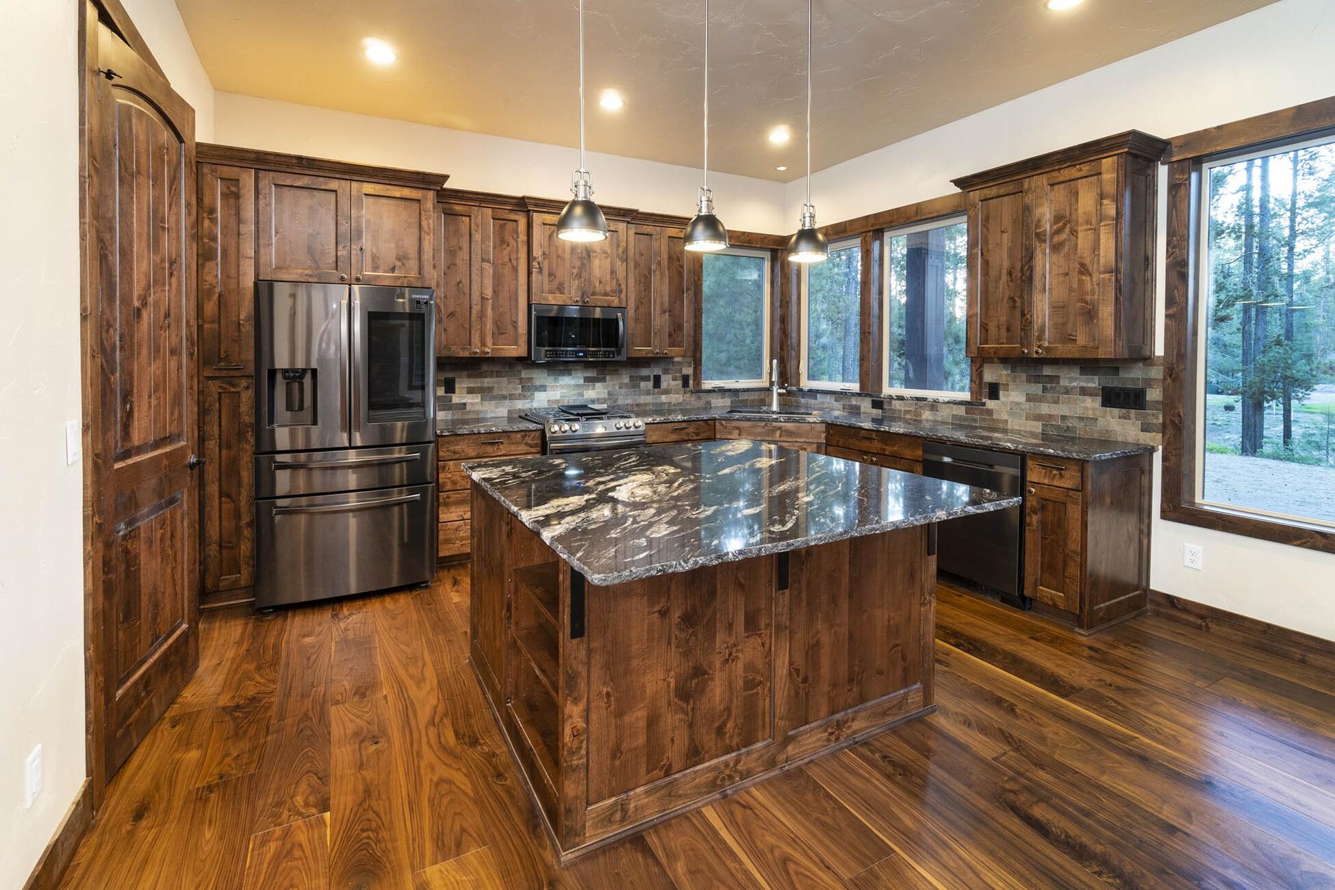 Fall River Estate - Residential