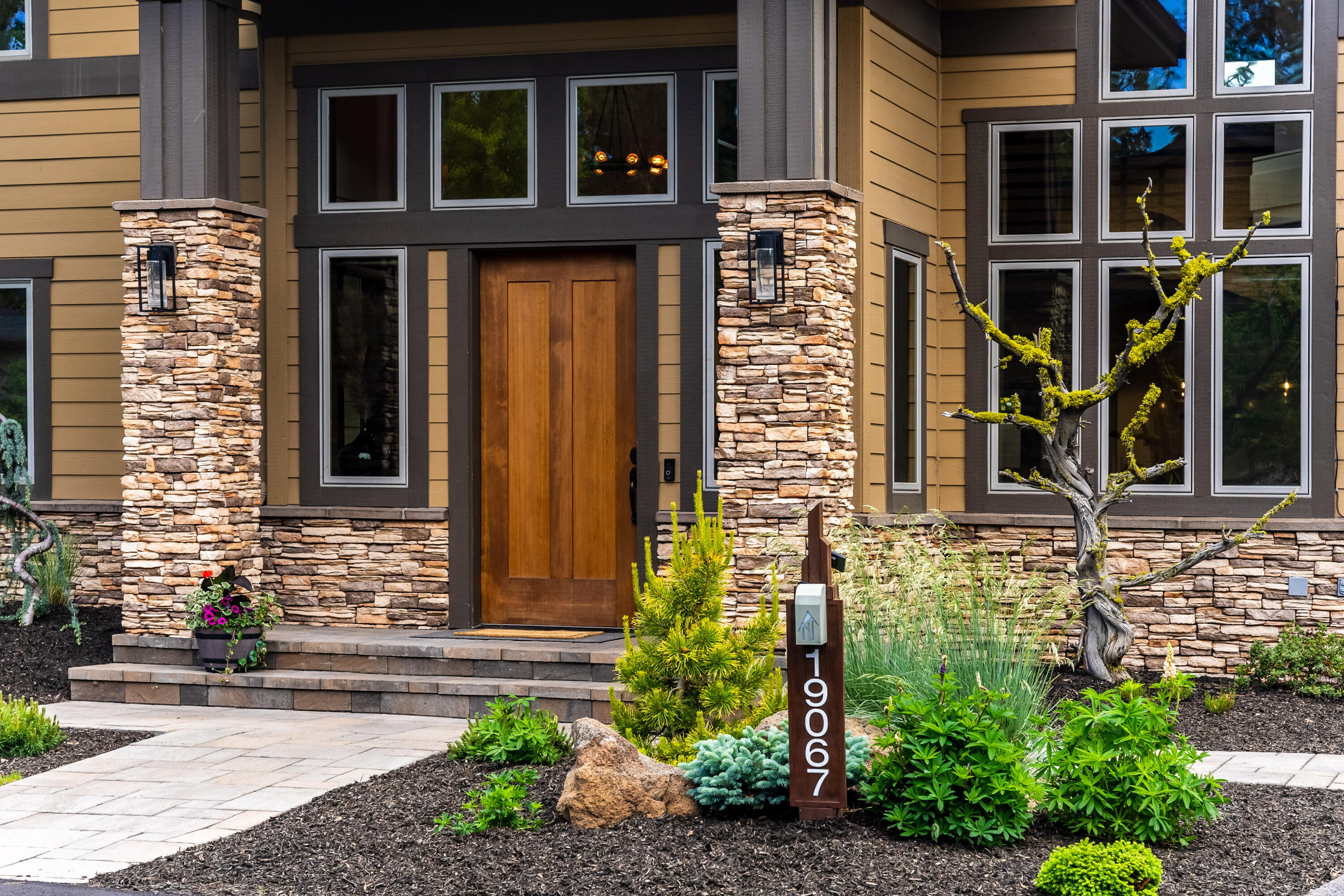 Three Pines - Residential