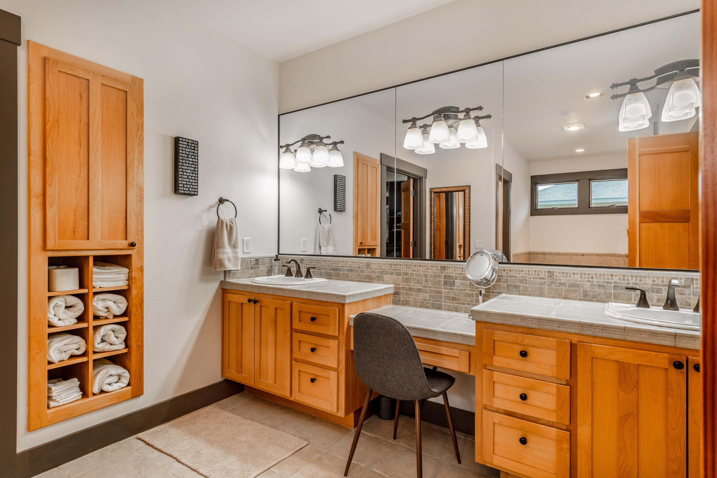 Three Pines - Residential