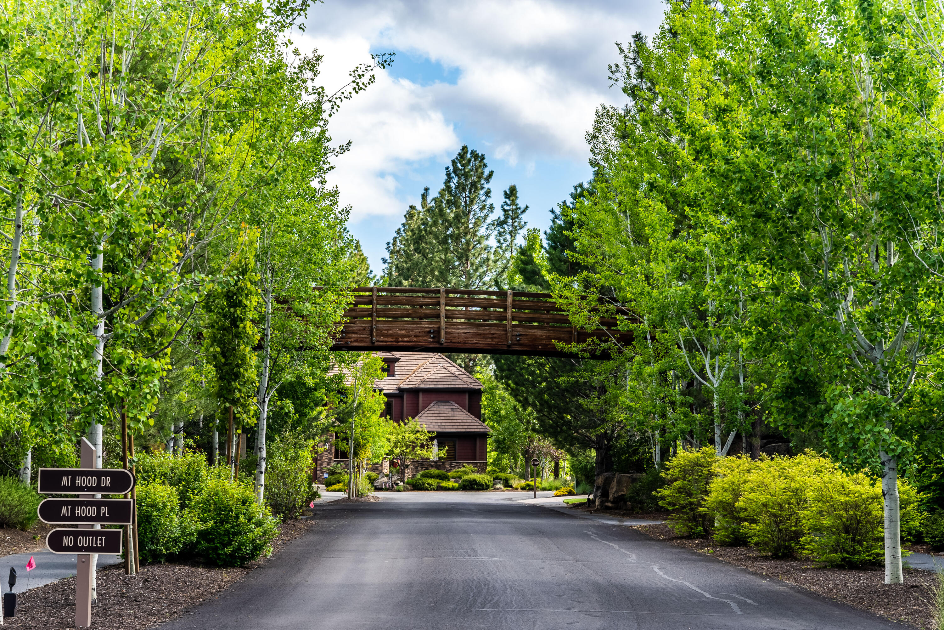 Three Pines - Residential