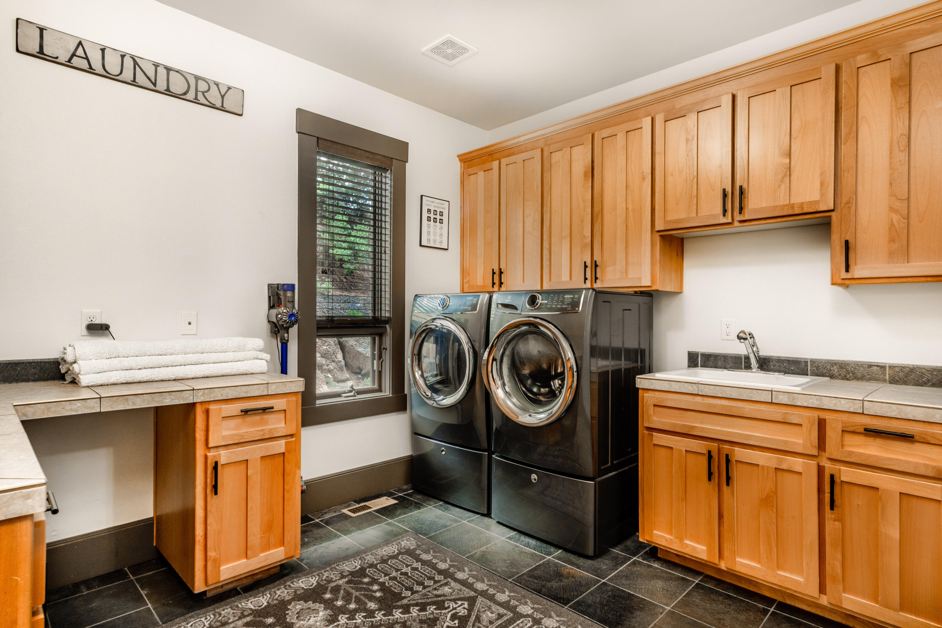 Three Pines - Residential