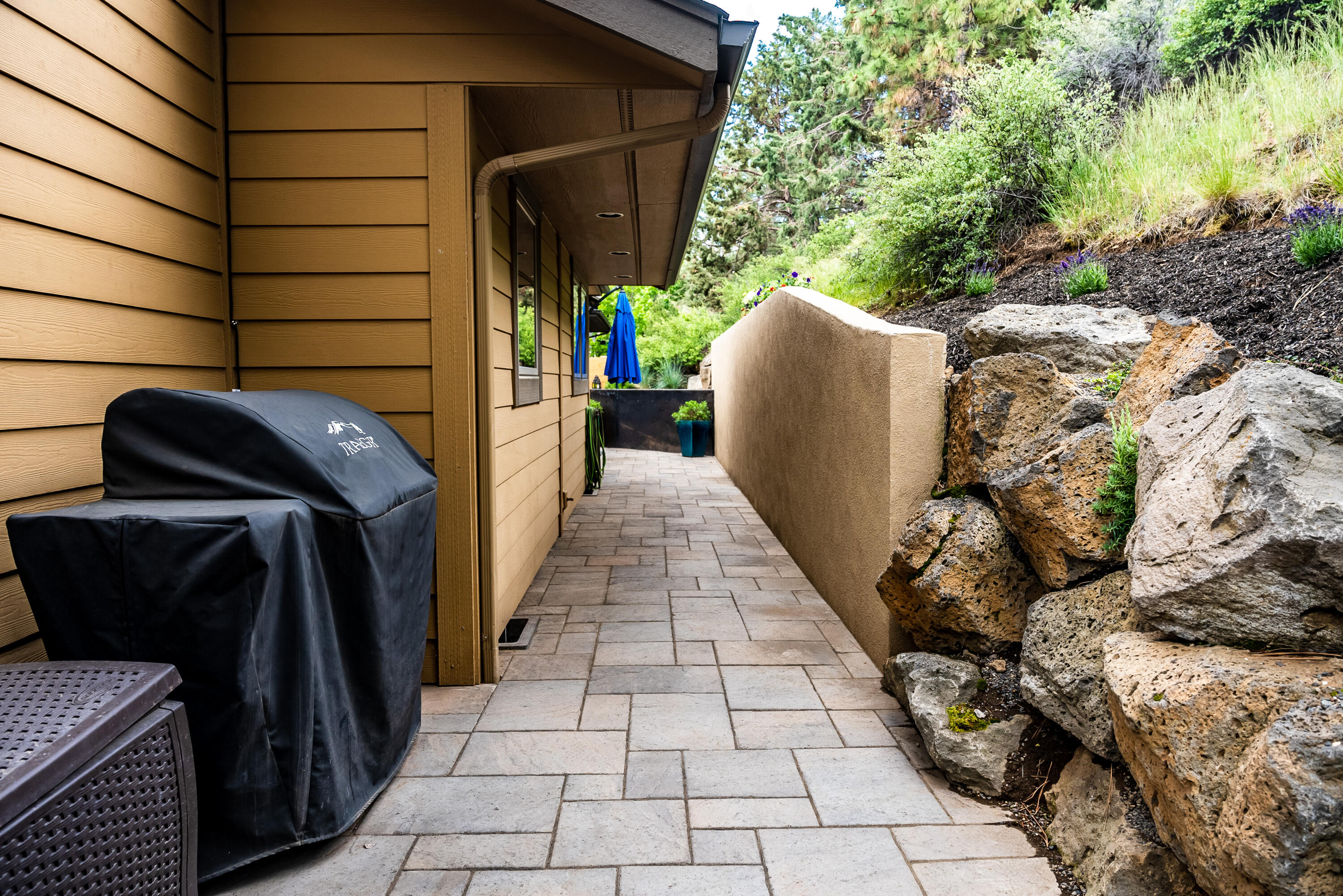 Three Pines - Residential