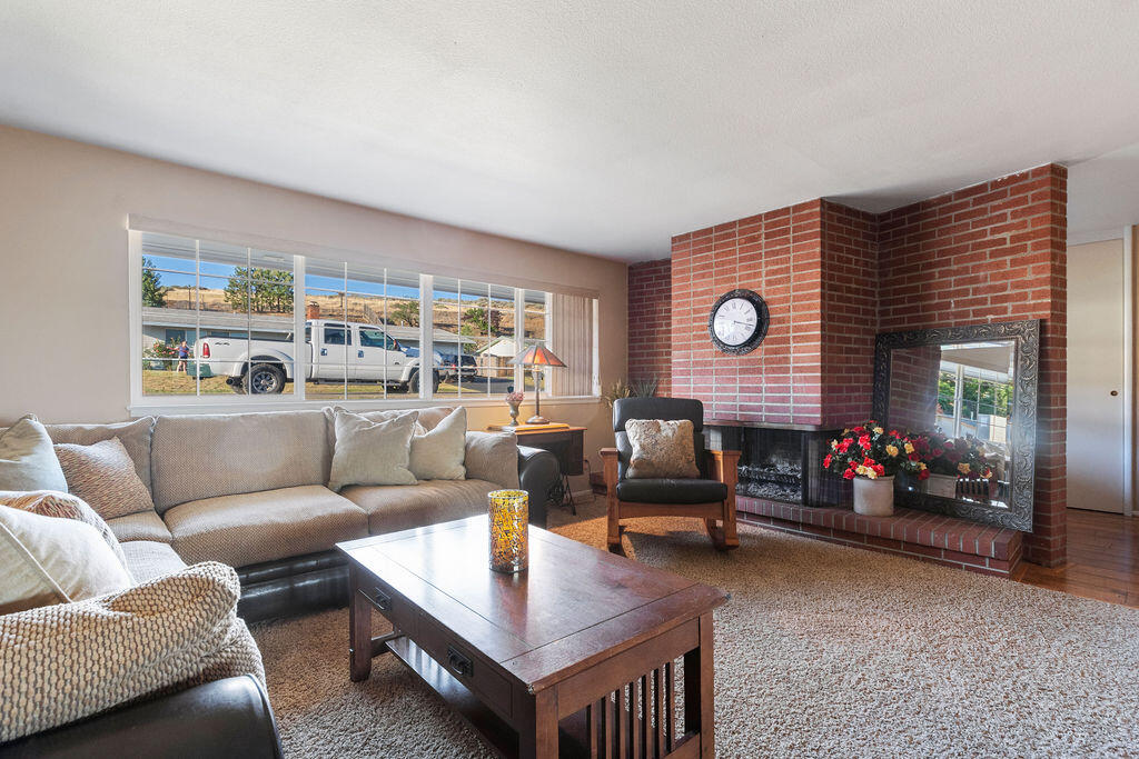 Falcon Heights Condominiums -Stage I - Residential