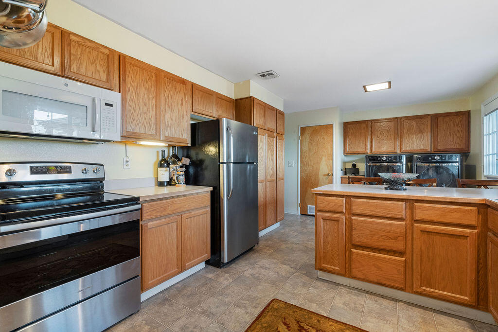 Falcon Heights Condominiums -Stage I - Residential