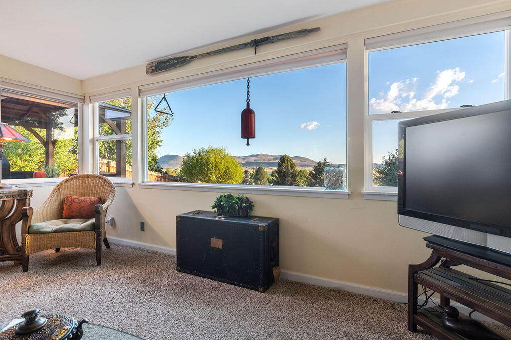 Falcon Heights Condominiums -Stage I - Residential