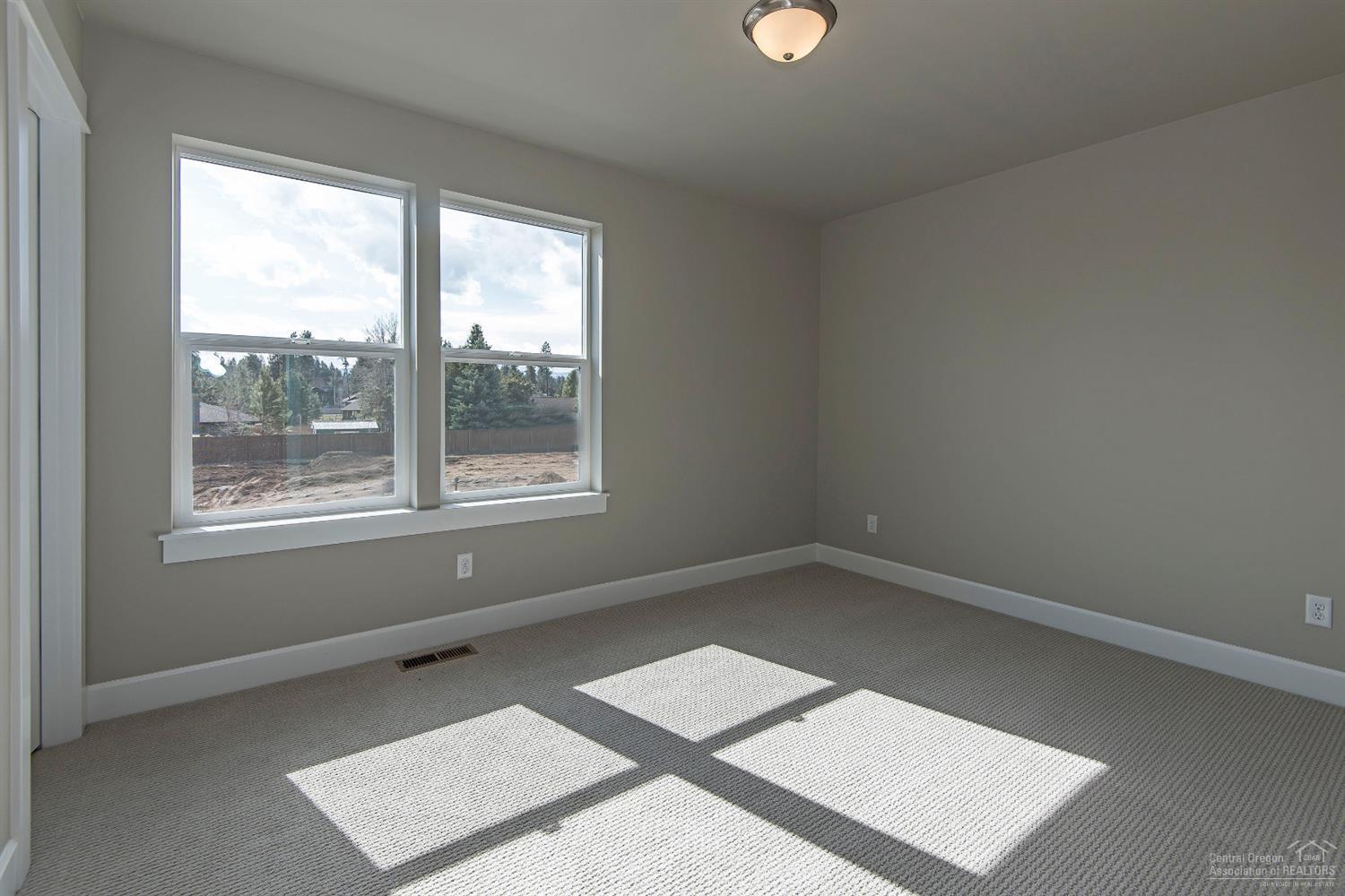 SaddleStone - Residential