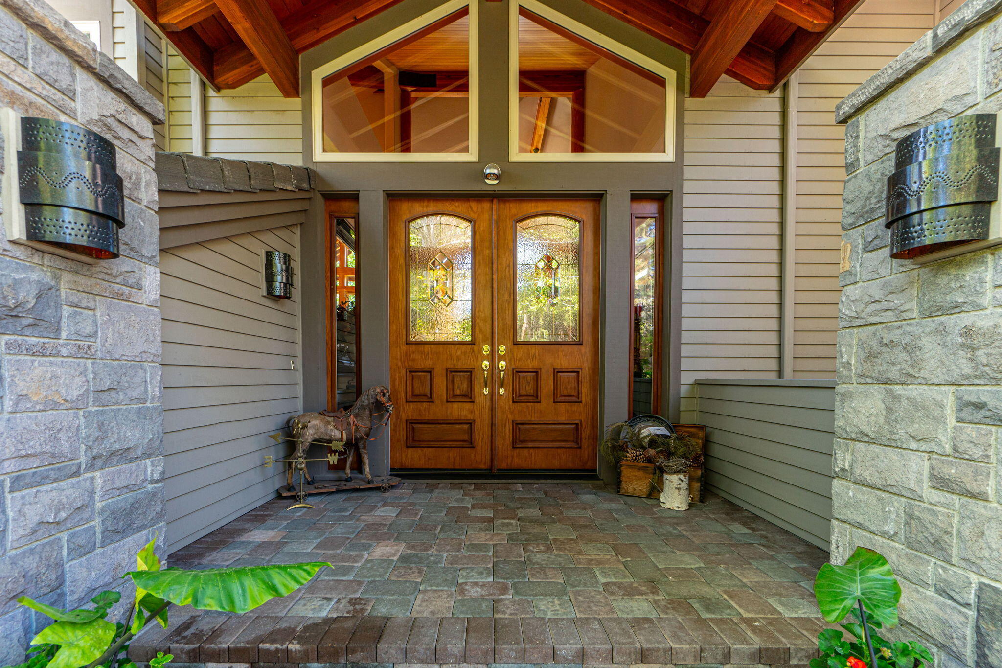 Broken Top - Residential