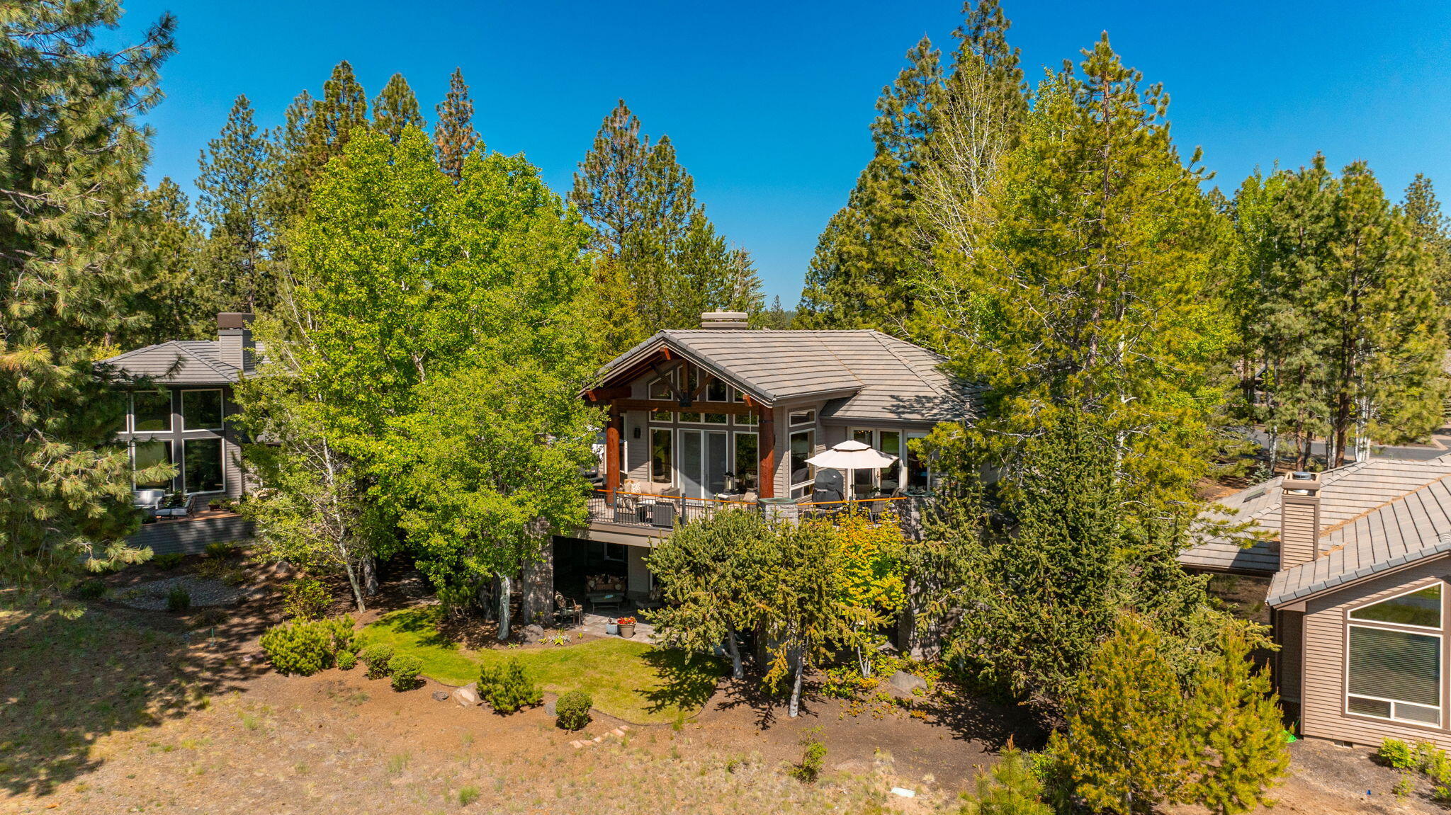 Broken Top - Residential