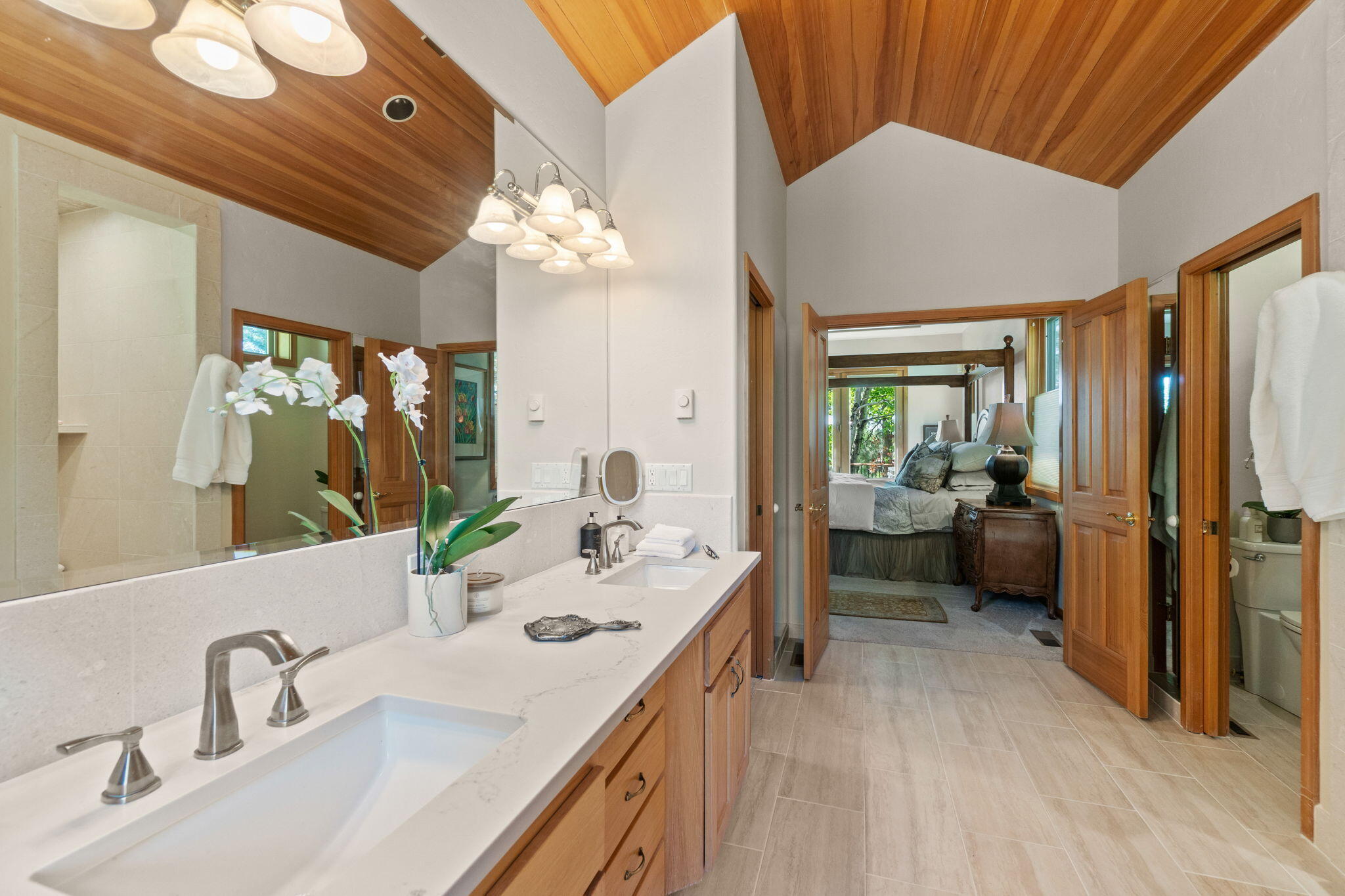 Broken Top - Residential