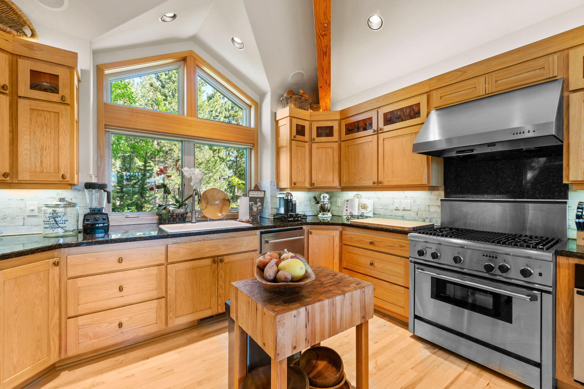 Broken Top - Residential