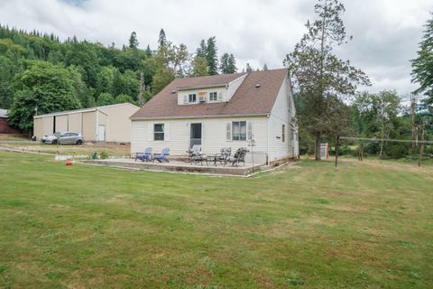 Tiny photo for 42051 Clark Smith Drive, Lebanon, OR 97355 (MLS # 220219436)