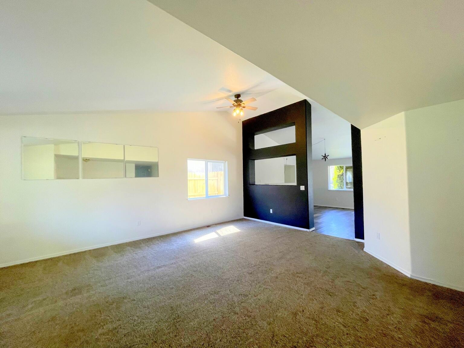 2115 SW 37th Street