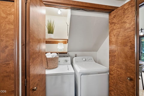 Tiny photo for 15762 Sage Woods Lane, Sisters, OR 97759 (MLS # 220227209)