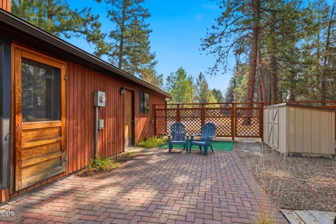 Tiny photo for 15762 Sage Woods Lane, Sisters, OR 97759 (MLS # 220227209)