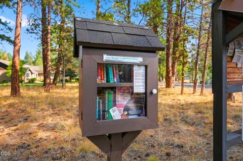 Tiny photo for 15762 Sage Woods Lane, Sisters, OR 97759 (MLS # 220227209)