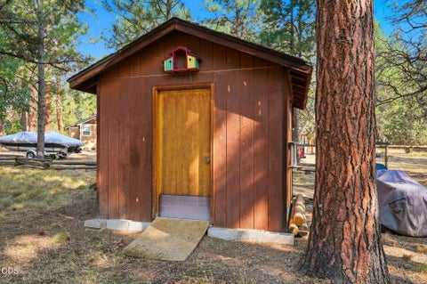 Tiny photo for 15762 Sage Woods Lane, Sisters, OR 97759 (MLS # 220227209)