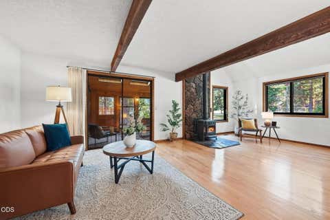 Tiny photo for 15762 Sage Woods Lane, Sisters, OR 97759 (MLS # 220227209)