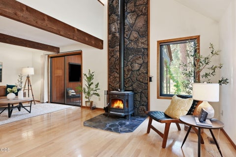 Tiny photo for 15762 Sage Woods Lane, Sisters, OR 97759 (MLS # 220227209)