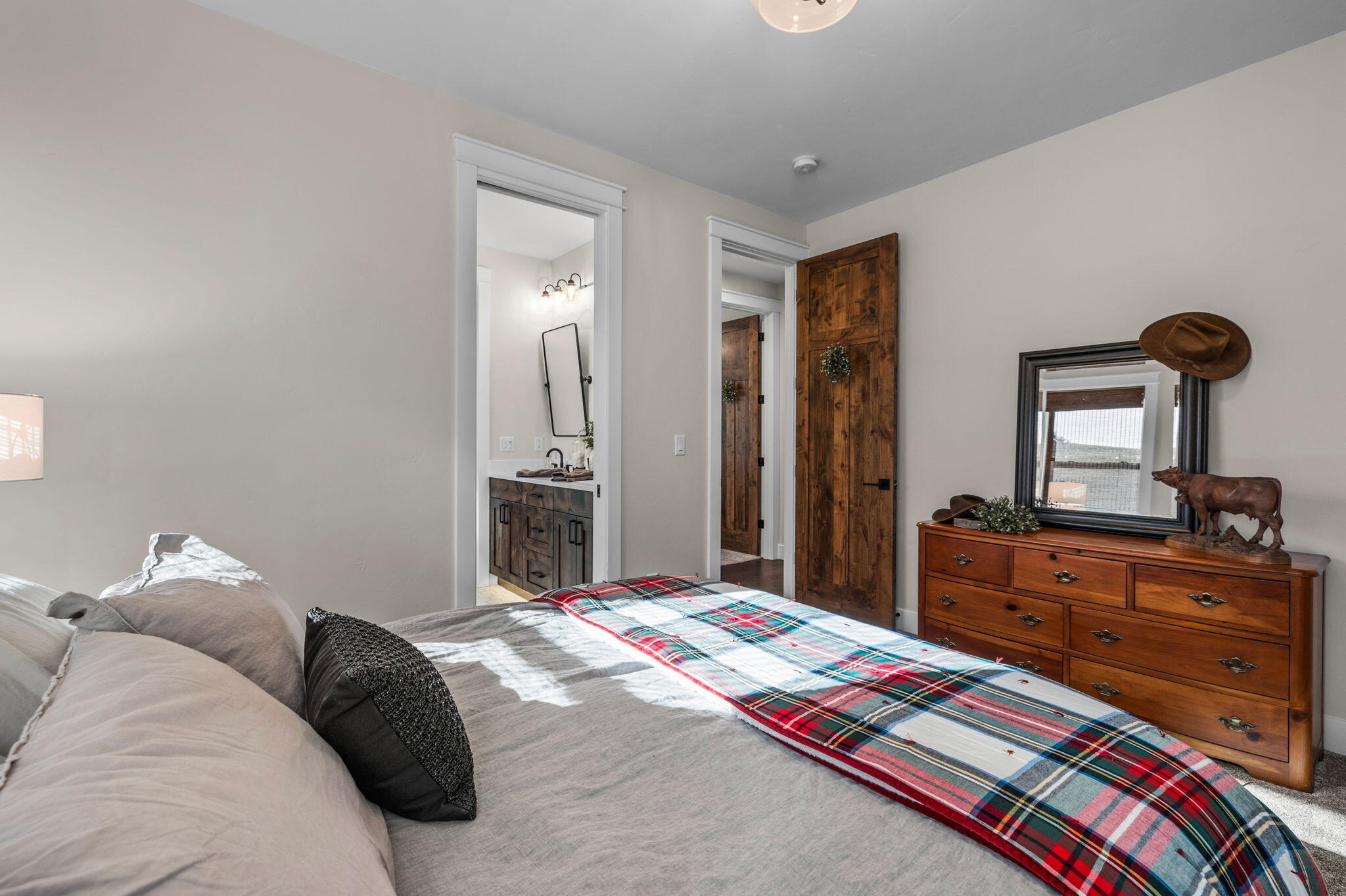 Squaw Creek Canyon - Residential