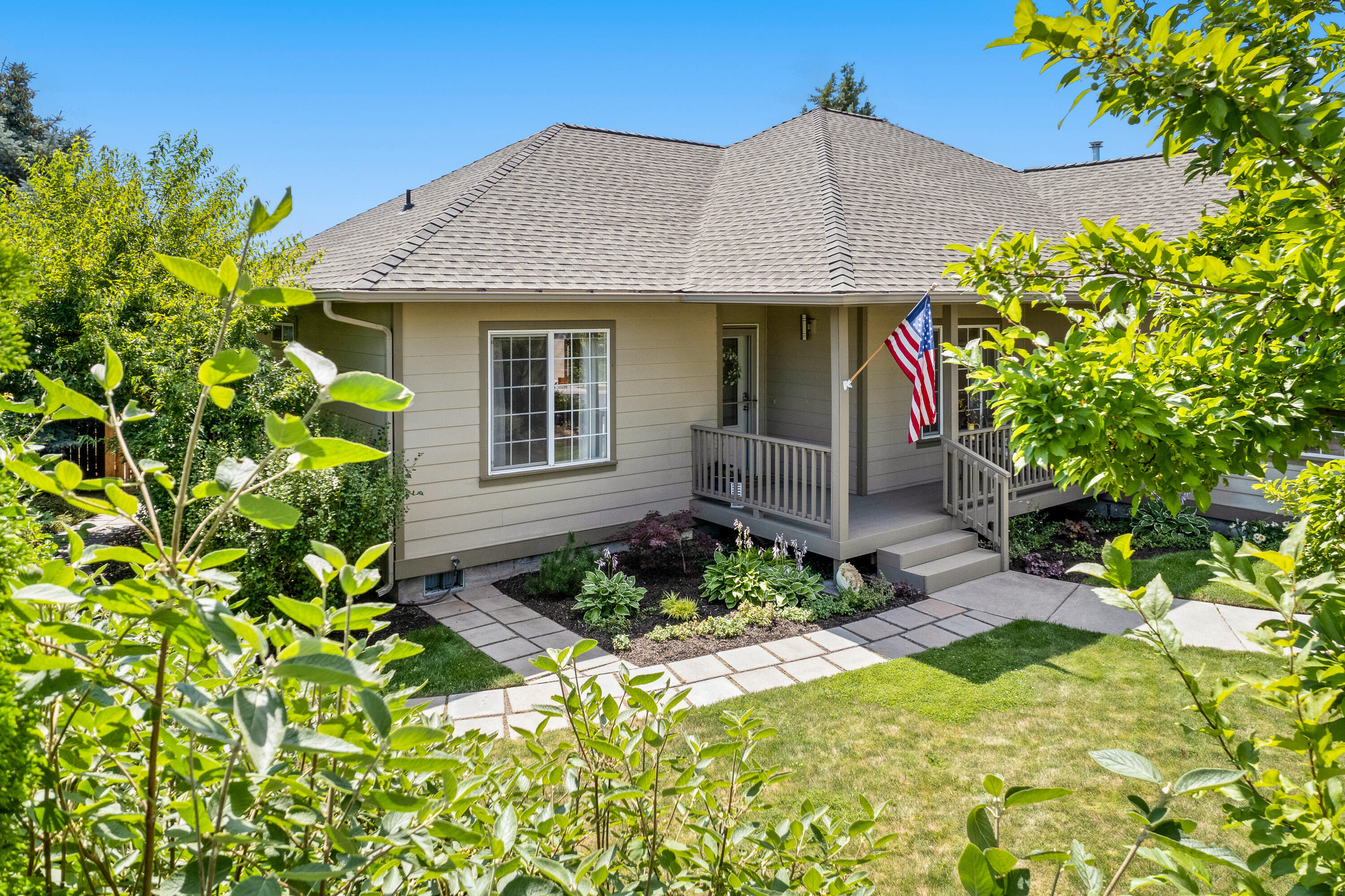 Terrango Glen - Residential