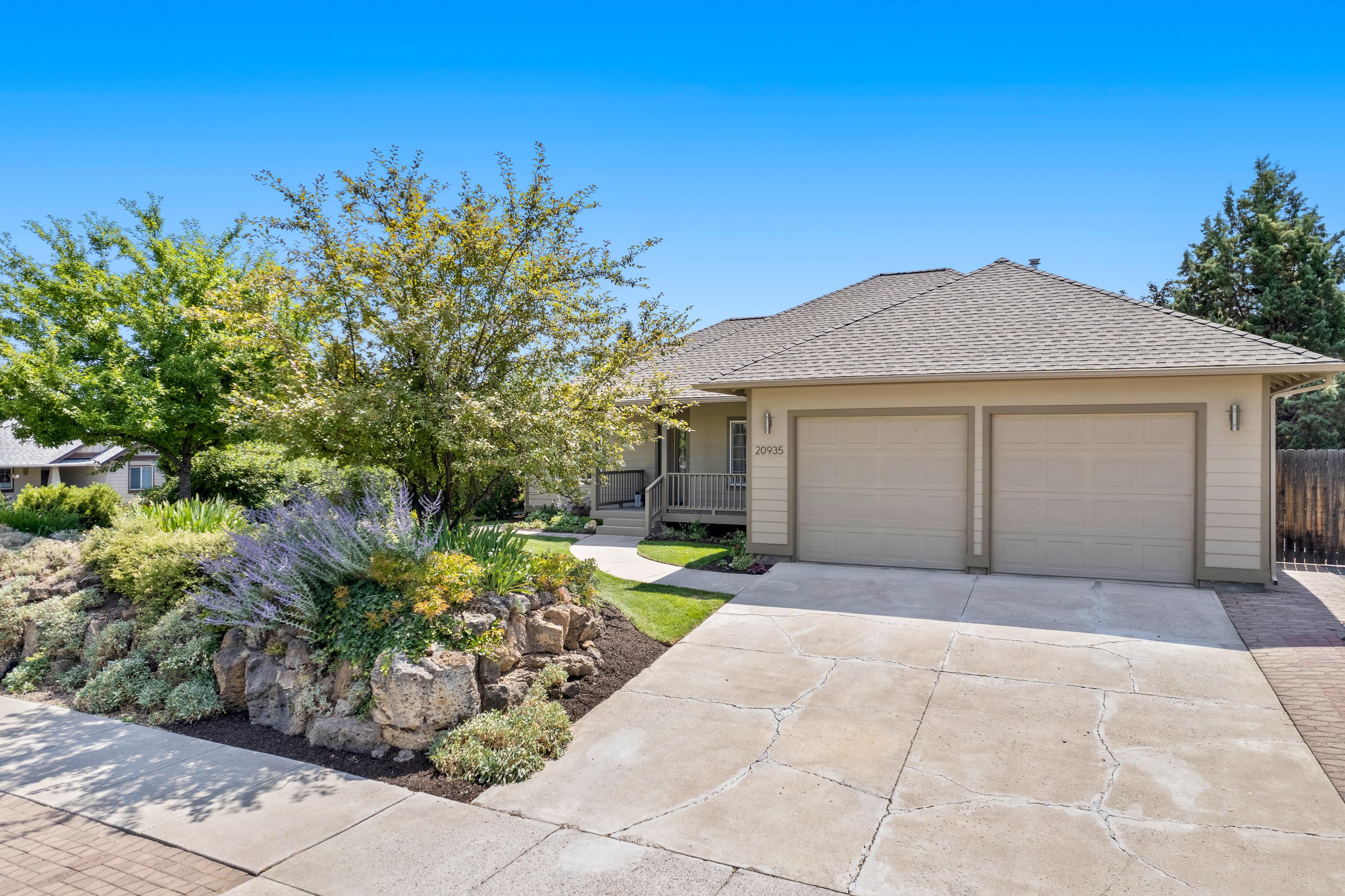 Terrango Glen - Residential