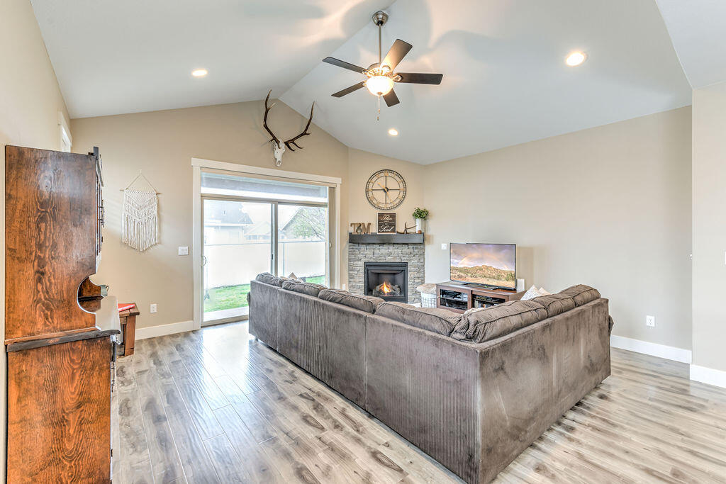 Ironhorse - Residential