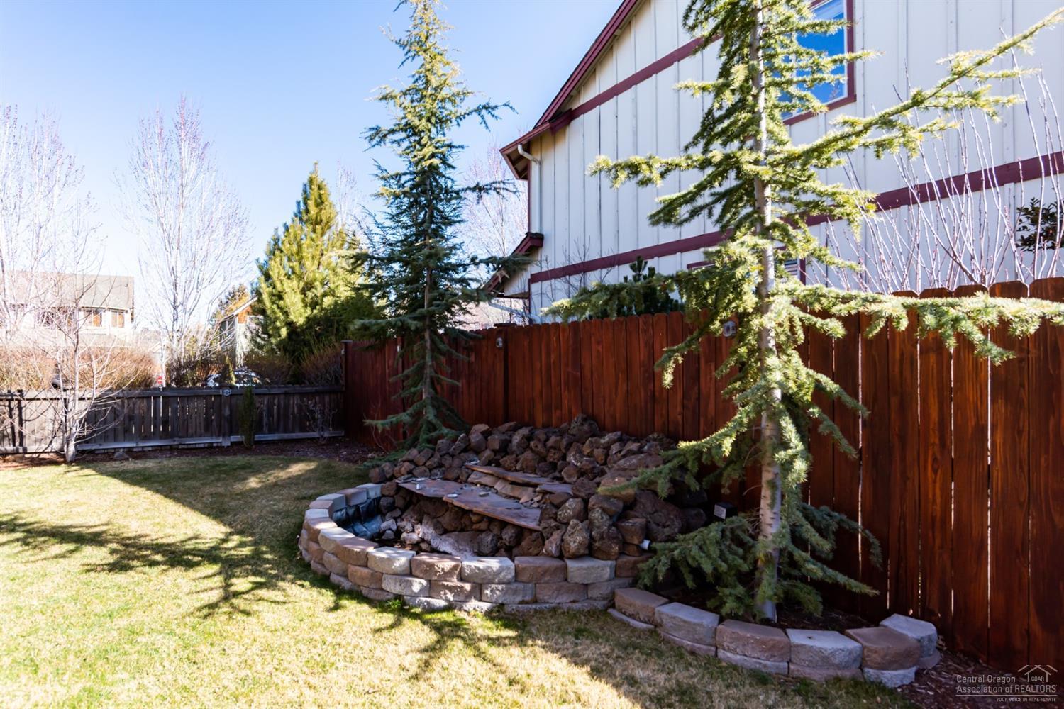 Courtyard Acres - Residential