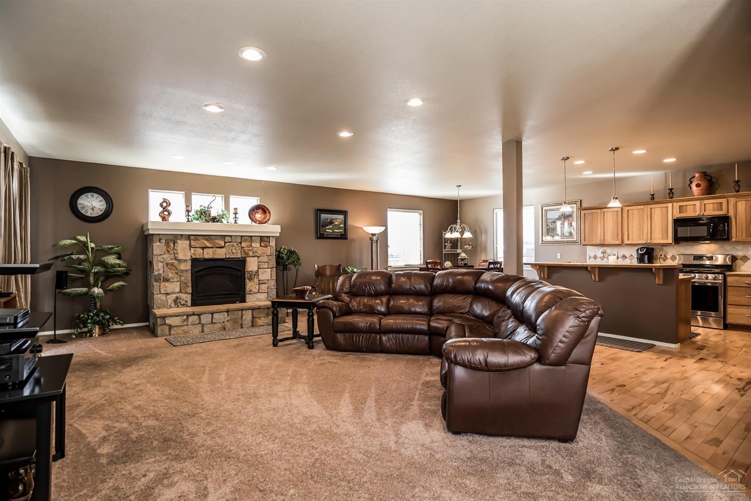 Courtyard Acres - Residential