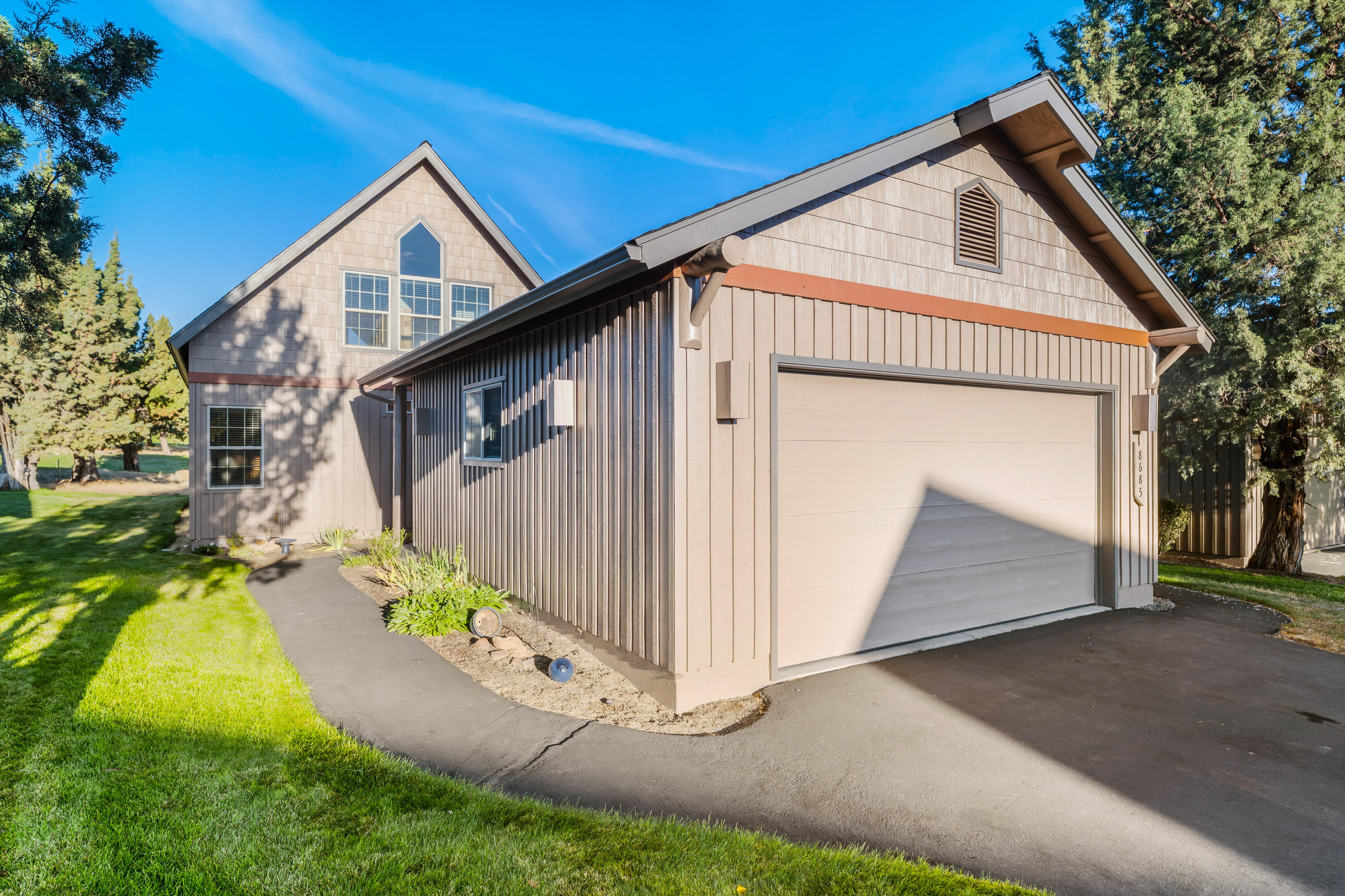 Eagle Crest - Residential