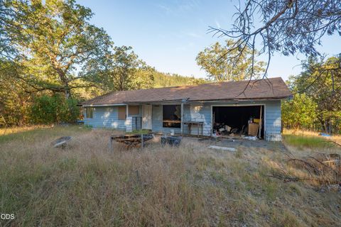 Tiny photo for 2659 Foots Creek L Fork Road, Gold Hill, OR 97525 (MLS # 220225353)