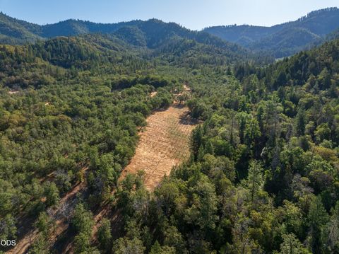 Tiny photo for 2659 Foots Creek L Fork Road, Gold Hill, OR 97525 (MLS # 220225353)