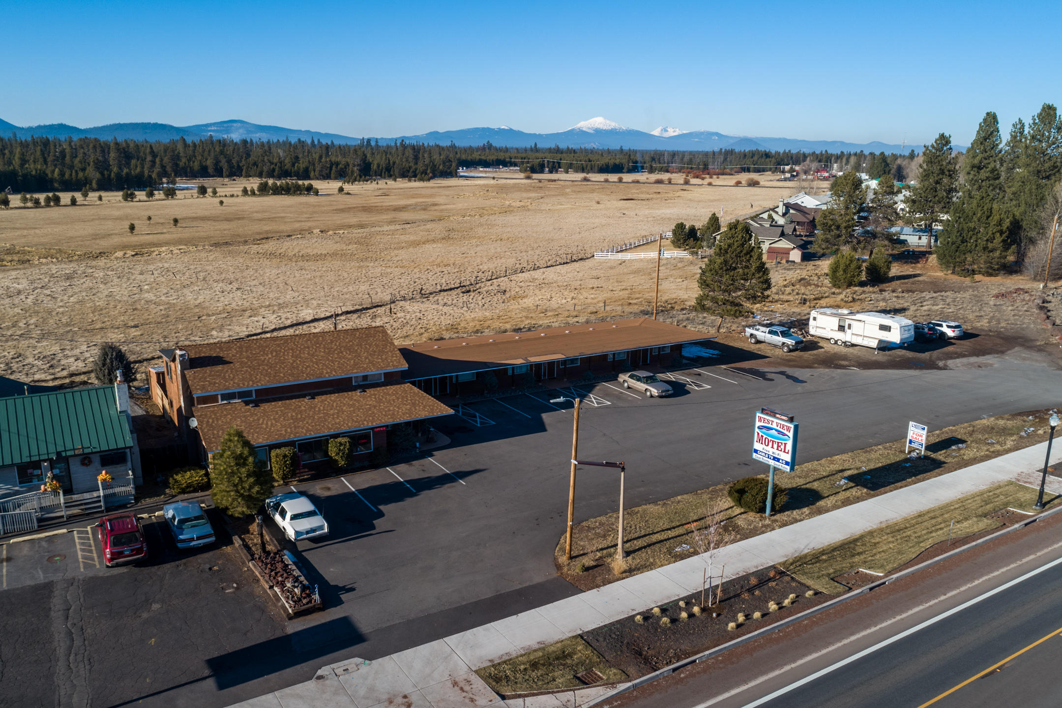 CLAL - Commercial Sale