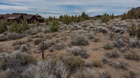 SW Two Saddle Court Powell Butte OR 97753