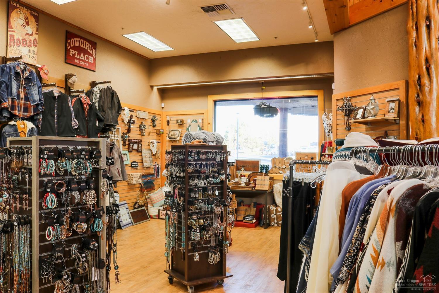 Riverside - Commercial Sale