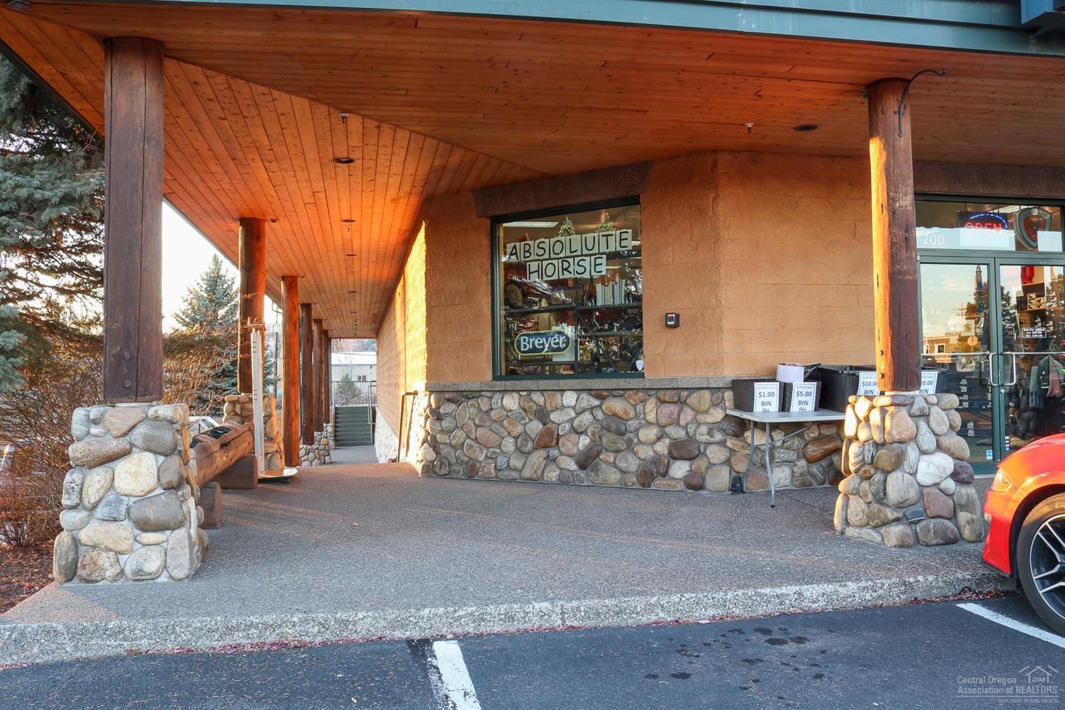 Riverside - Commercial Sale